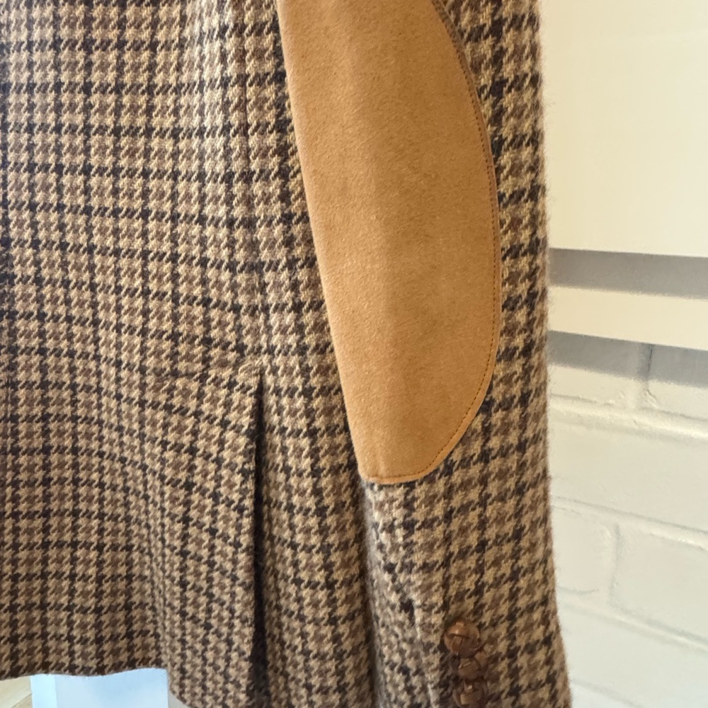 Beautiful Ralph Lauren Tan and Brown Wool Houndstooth Blazer - Picture 6 of 15
